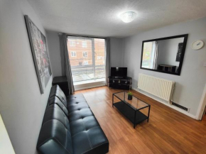 Bright 2 bed flat in Bethnal green